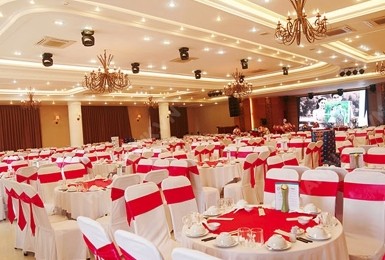 Nhà Hàng Tiệc Cưới